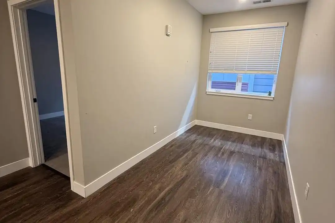 2729 W 28th Ave unit 407 - More