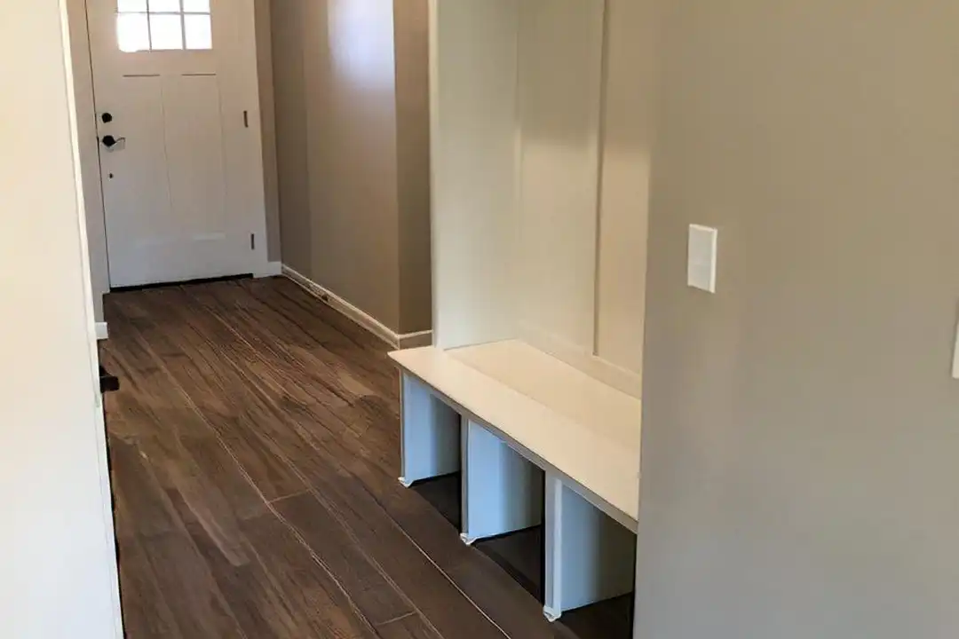 9117 NW 124th St - View 4