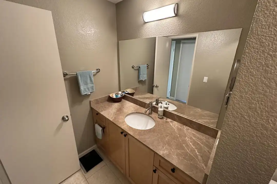 3440 Lebon Dr unit 4305 – pohled 5