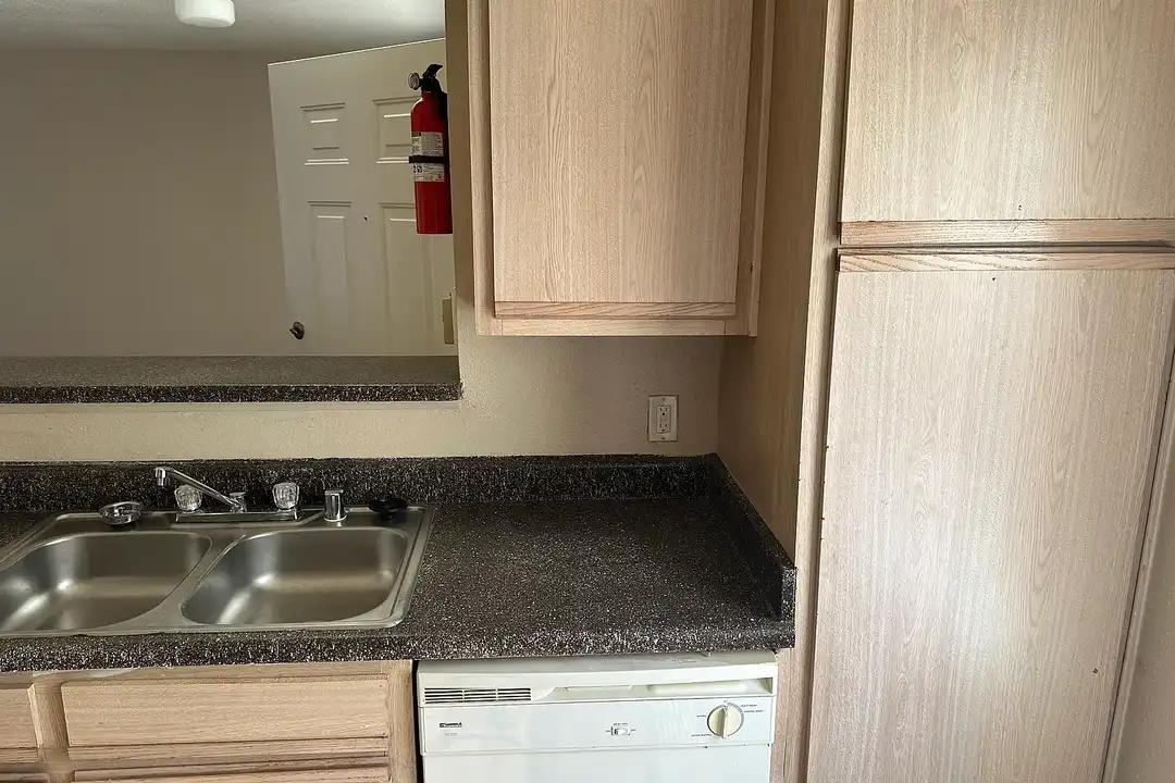 Apartment in Houston, Sunnyside - More