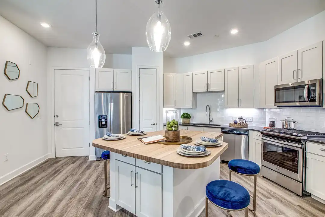 Apartment in Houston, Harris - View 3