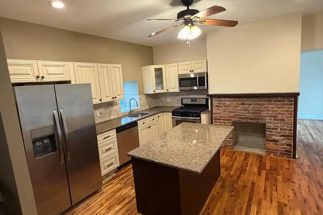 10 Woodmont Rd – photo 1 of 6