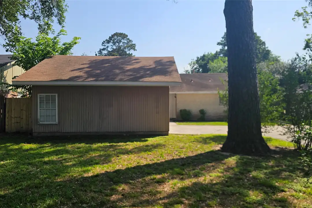 5118 Mauritz Dr - View 2