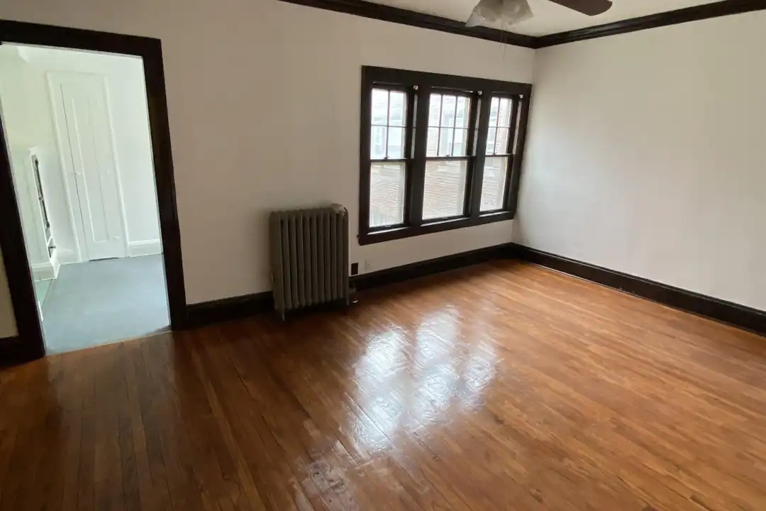 1442 W 101st St unit 16 – photo 1