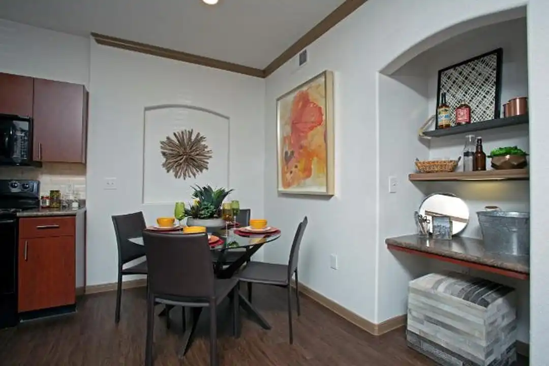 10601 Menchaca Rd - View 6