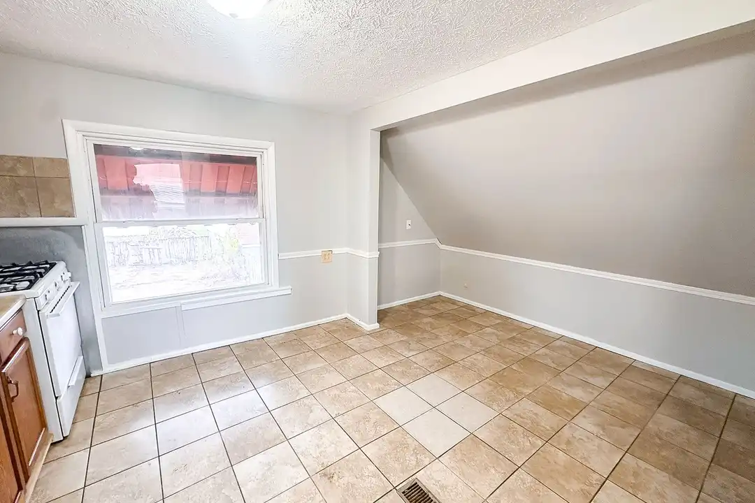 1532 N Sherman Dr unit 1530 Sherman - Vista 2