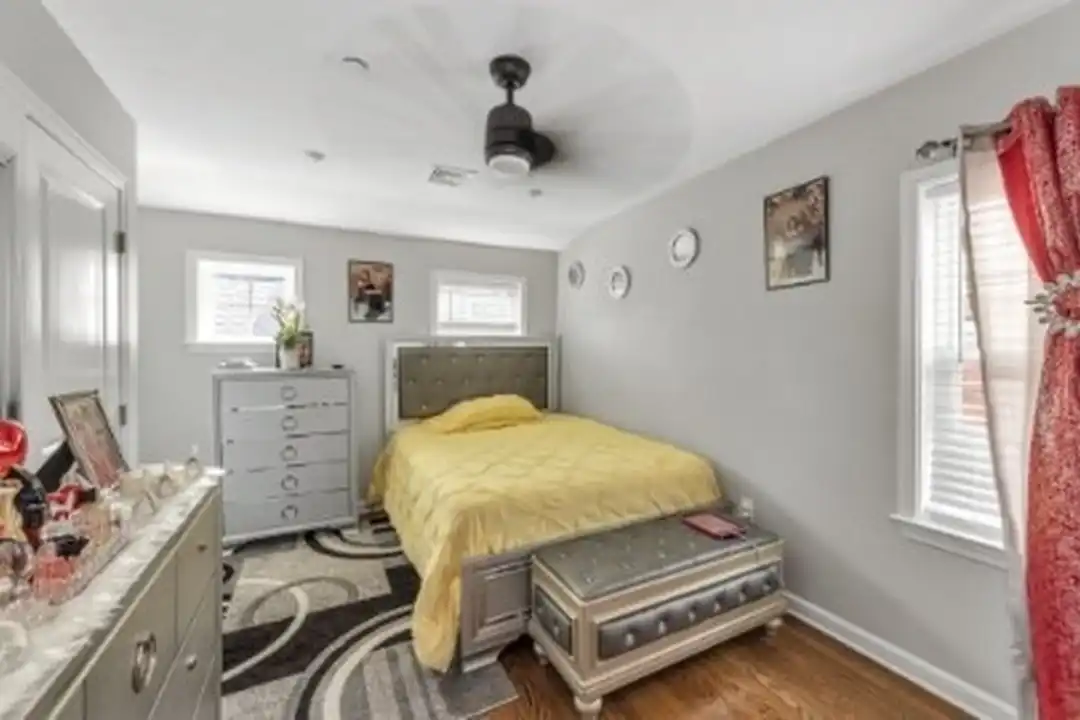 13 Pierce St unit 5 - View 6