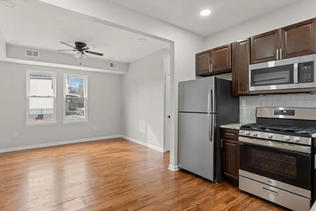 178 Union Ave unit 2L - View 5