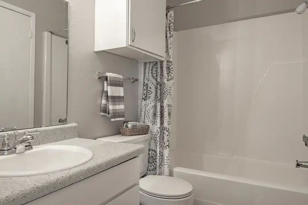 Riverstone – photo 1
