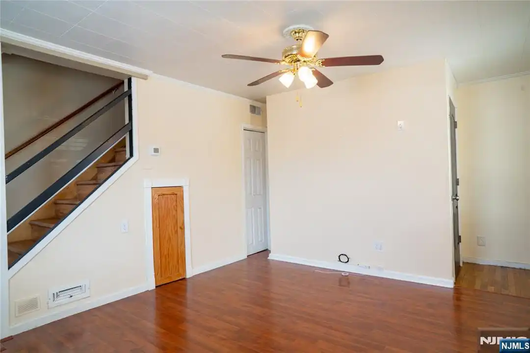 4 Augusta St - View 6
