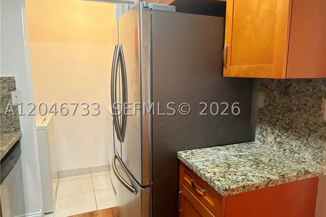 469 NE 207th Ln unit 101 - View 4
