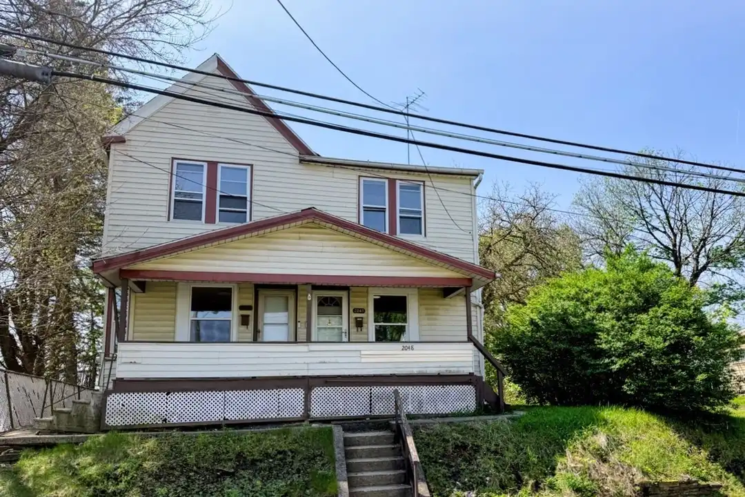 2048 2nd St NE unit 2048 – photo 1