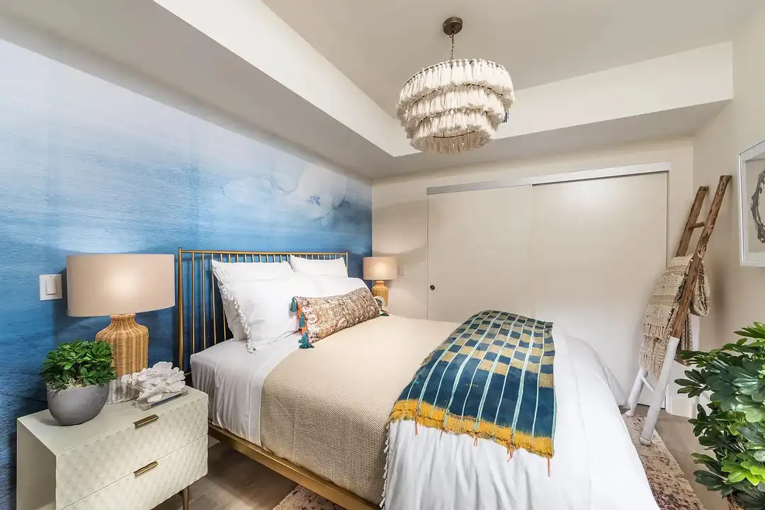 580 Anton - View 5