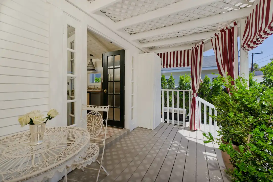 9052 Harland Ave - View 5