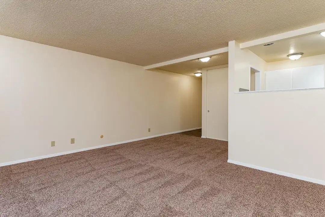 Raleigh Scholls Apartments - Widok 6