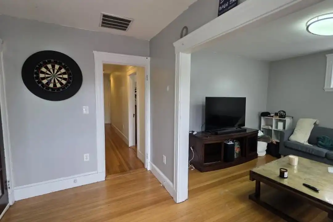 Apartment in Boston - View 2