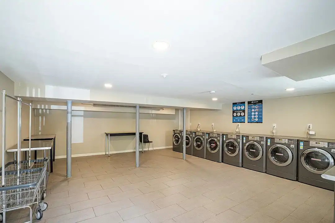 Metropark Station Apartments – photo 1 of 21