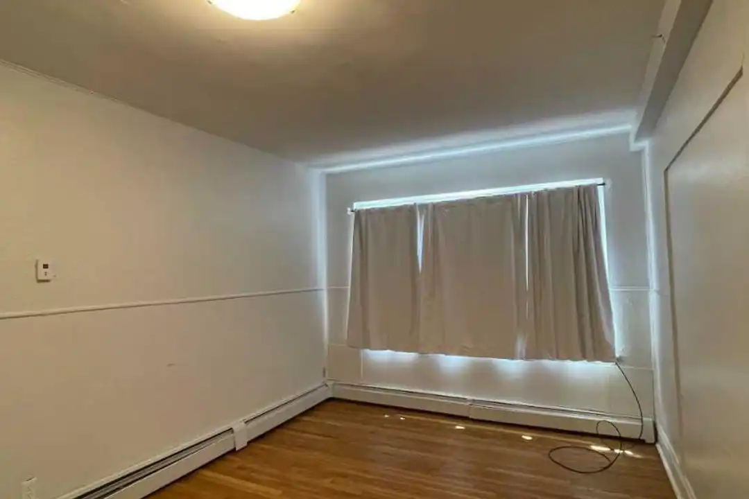 233 Lafayette St - View 5