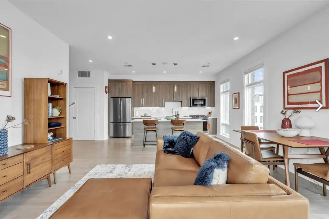 232 Old Colony Ave unit 504 - View 2