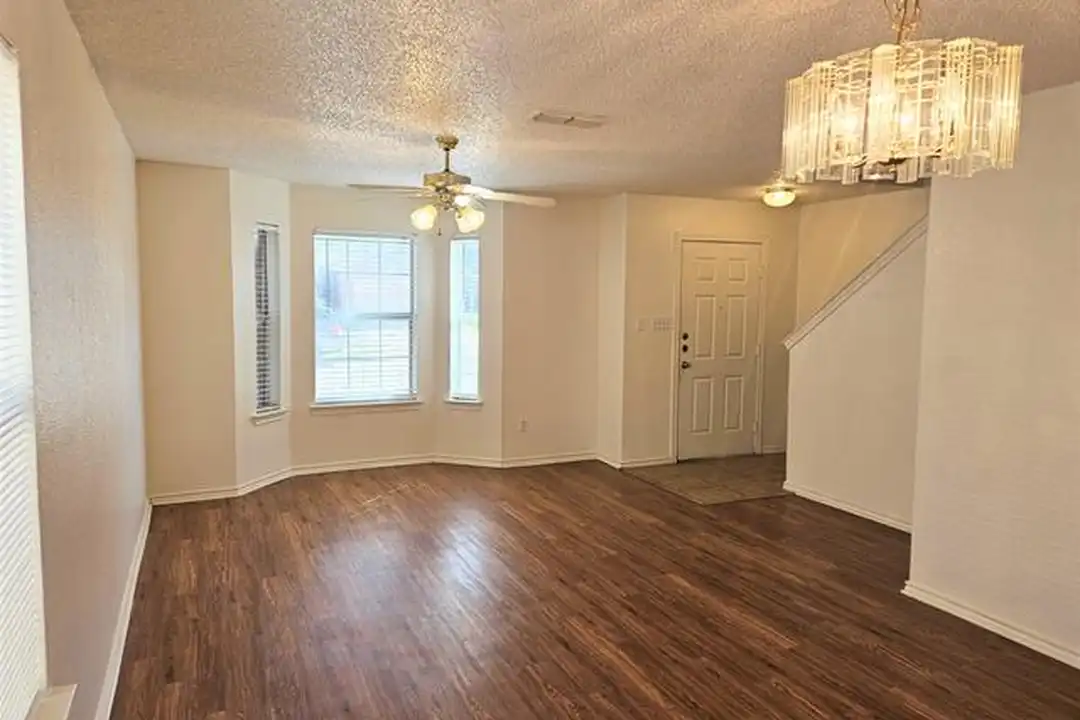 8405 3 Bars Dr - View 2