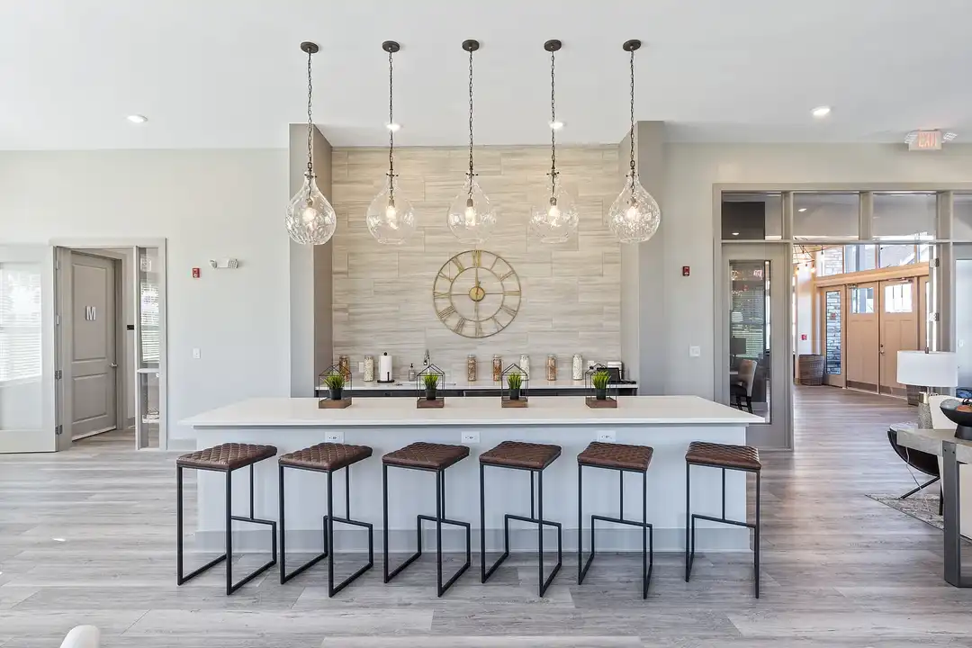 Alexander Pointe Apartments – photo 1 of 27