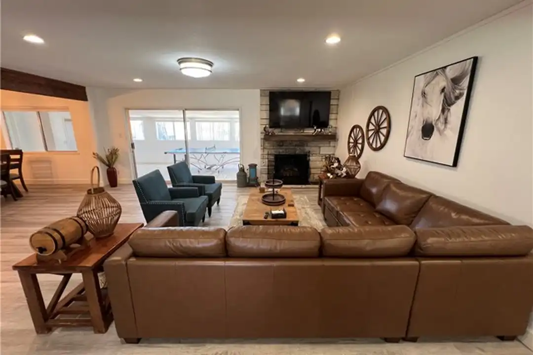 38158 Cherry Valley Blvd - More