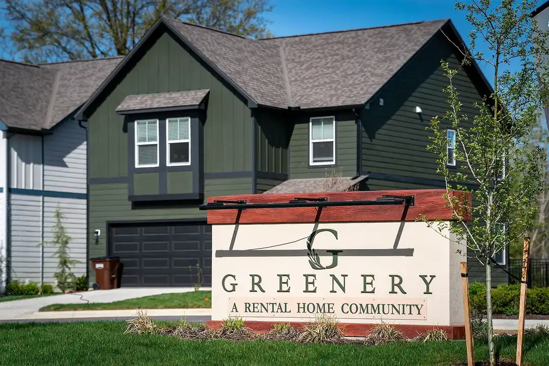 Greenery – photo 1 of 28