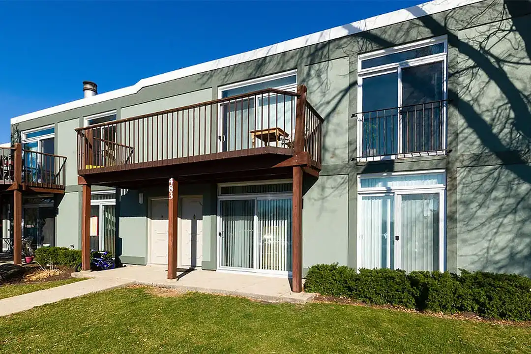 Foxboro Apartments – photo 1 of 37