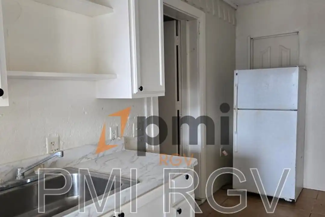 1608 Norma Ln unit UNIT8 - More
