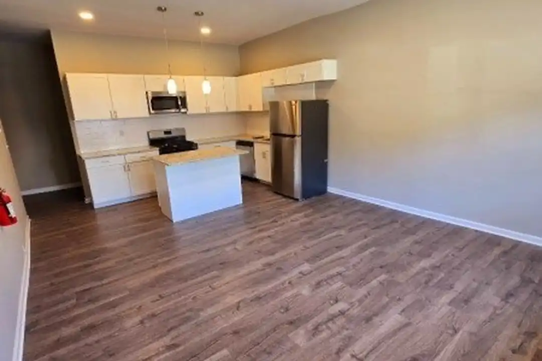 308 N 2nd St - View 3