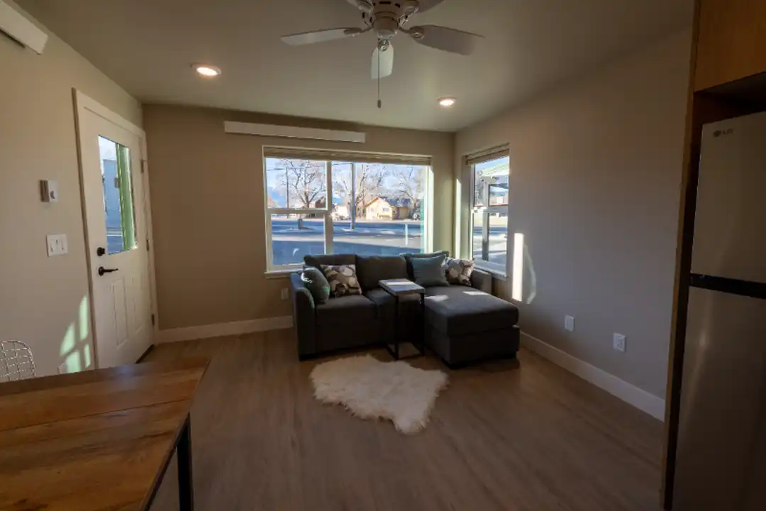 302 CO-291 unit 3C - View 5