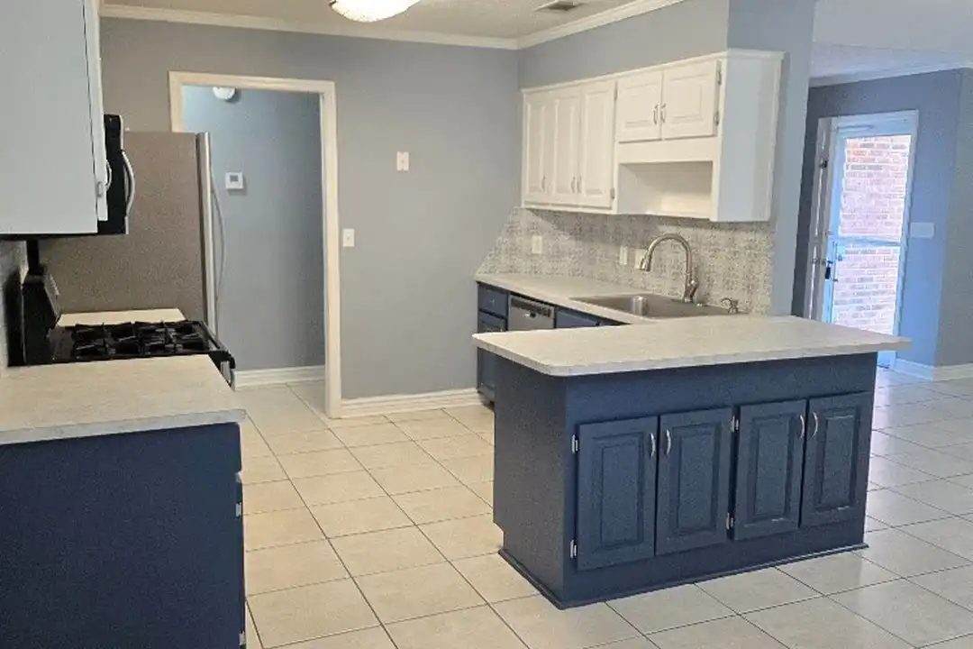 4517 Mayo Dr - View 2