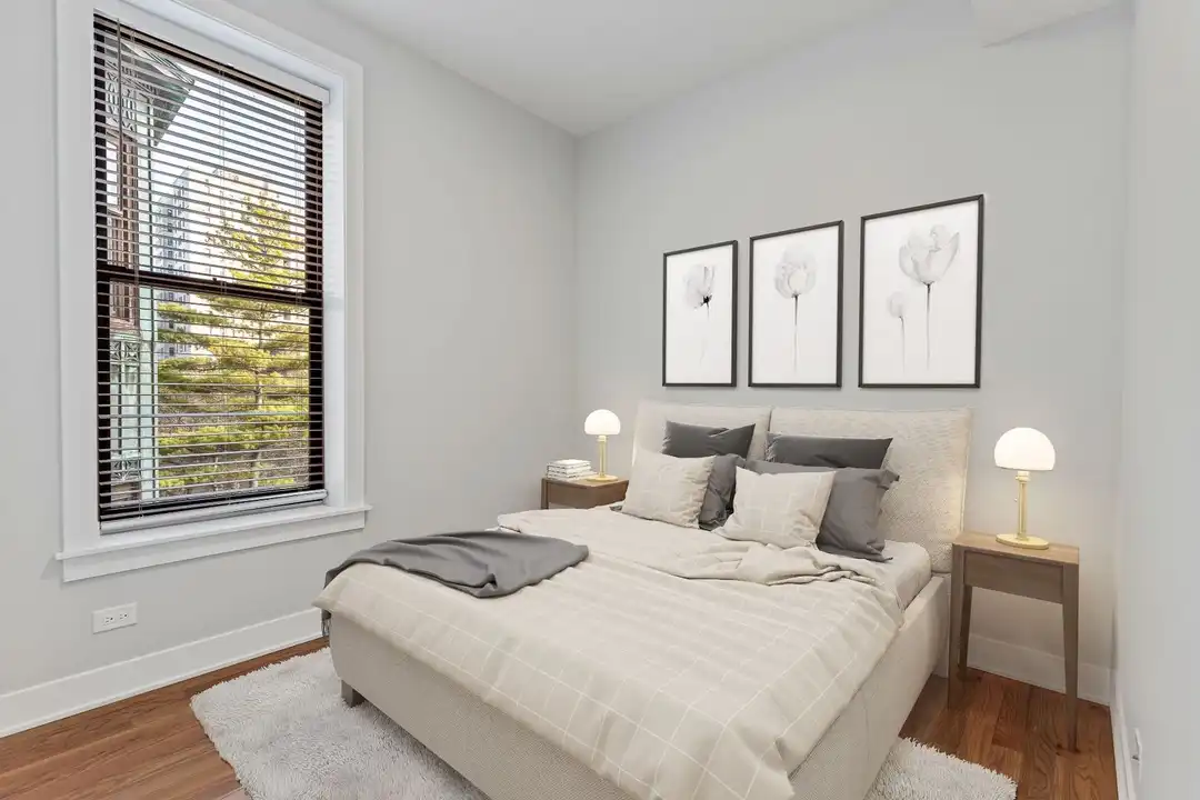 Apartment in Chicago - View 3