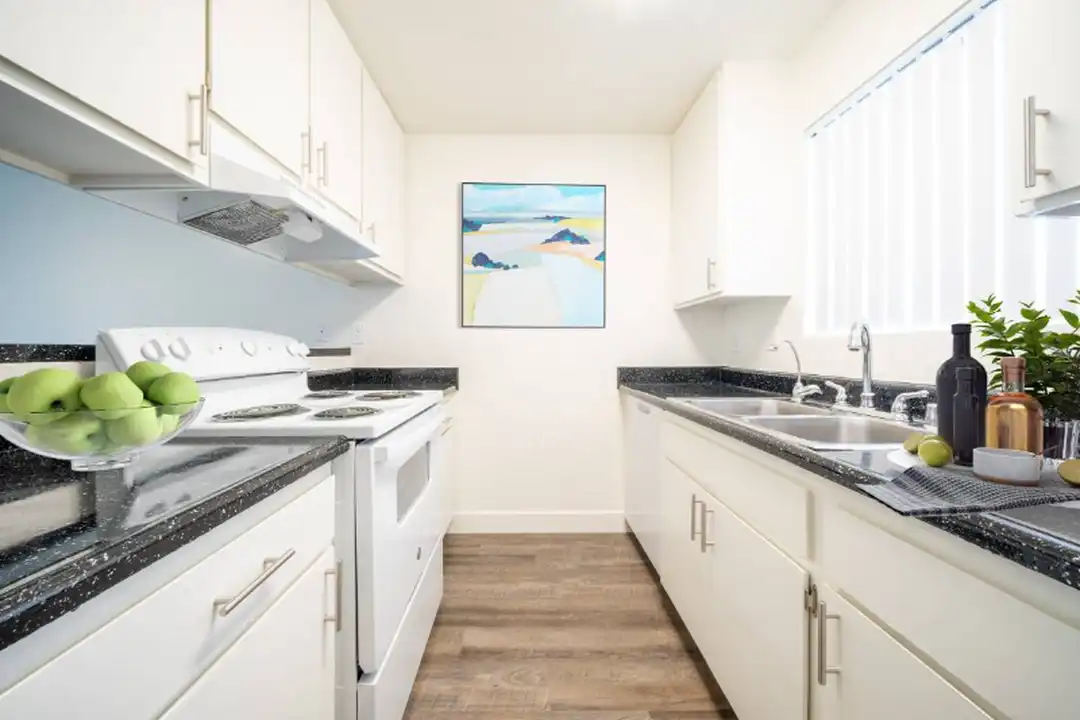 Apartment in San Marcos - View 3