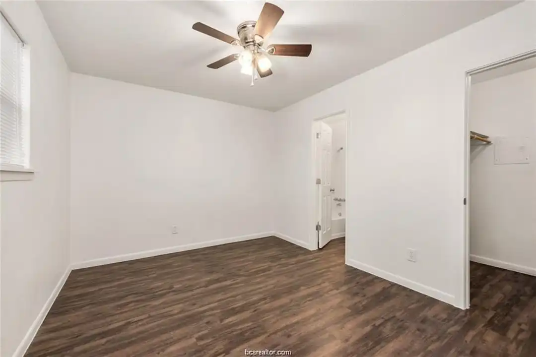 4309 College Main St #6 - View 5