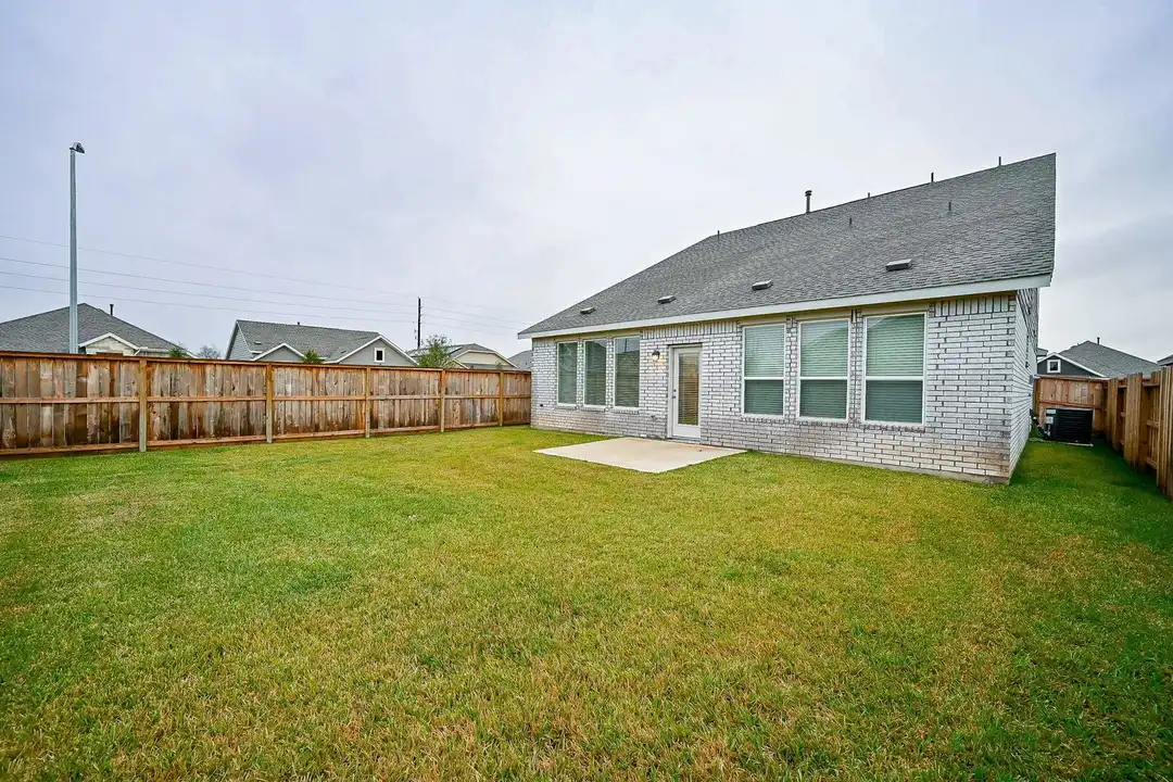 6427 Seafoam Lake Dr - View 2