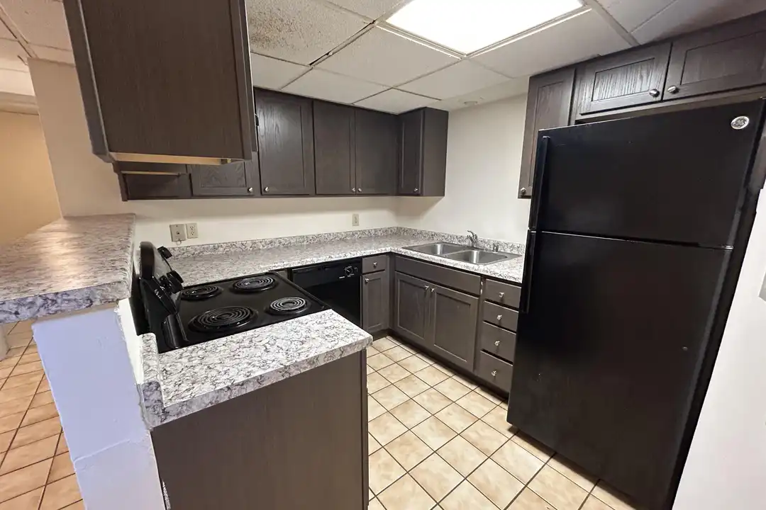 115 E Gorham St unit 4 - View 2