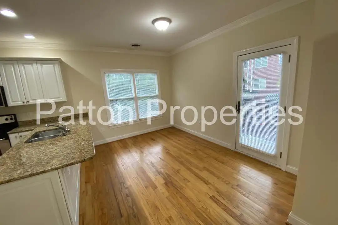 1308 Pulaski St unit UP - View 4