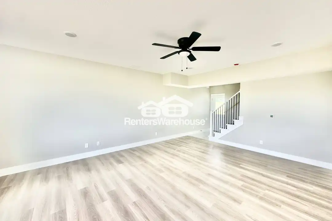 7000 Lake Hill Dr – photo 1