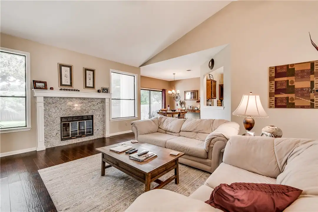 7414 Whistlestop Dr - View 2