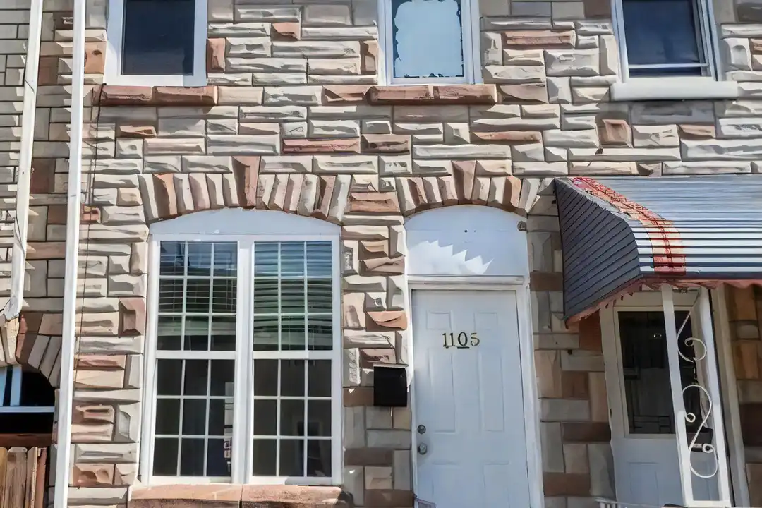 1105 Green St – photo 1