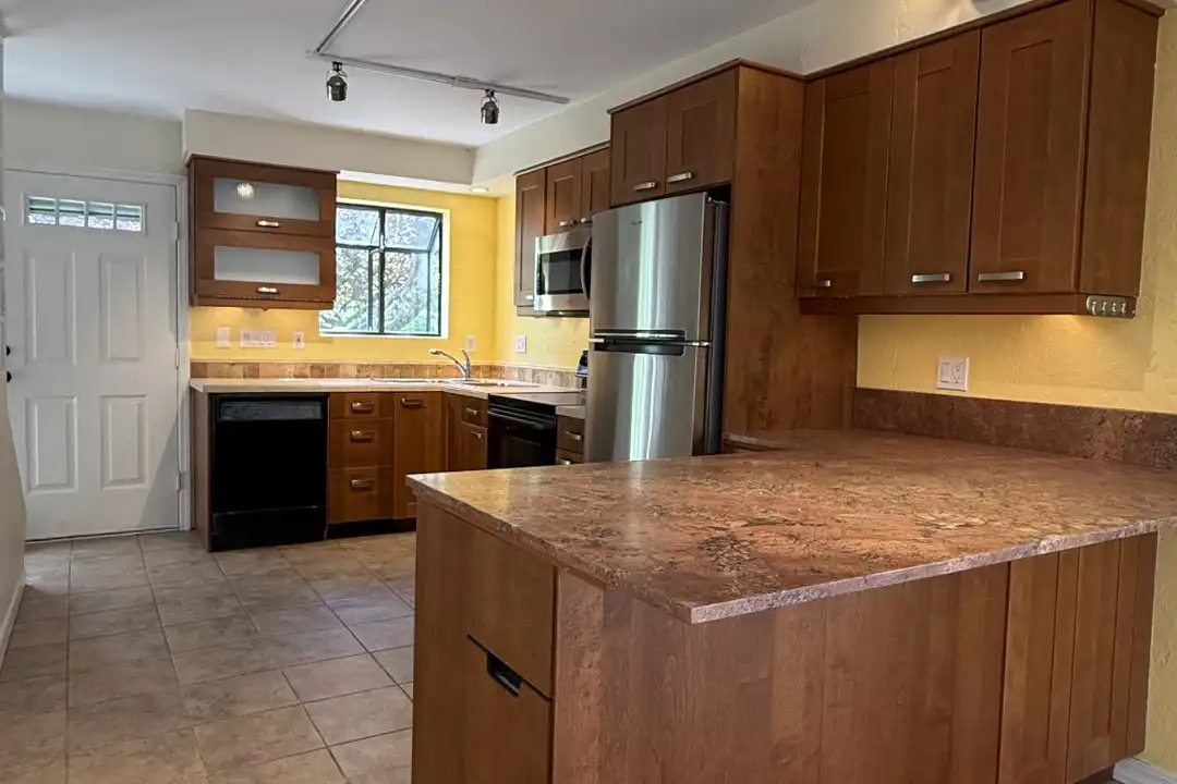 495 Chestnut St unit 16 - More