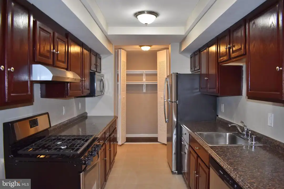 10246 Prince Pl unit 22-T4 - More