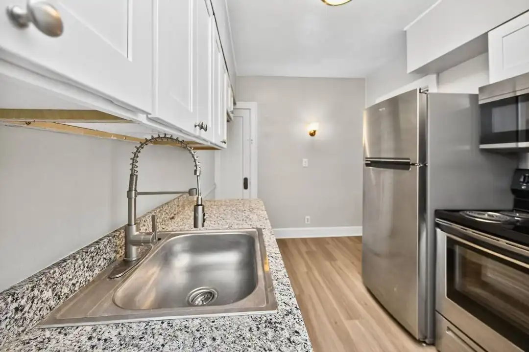 Apartment in Cincinnati - View 4