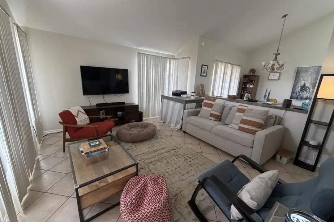 11995 Thomas Hayes Ln - View 3