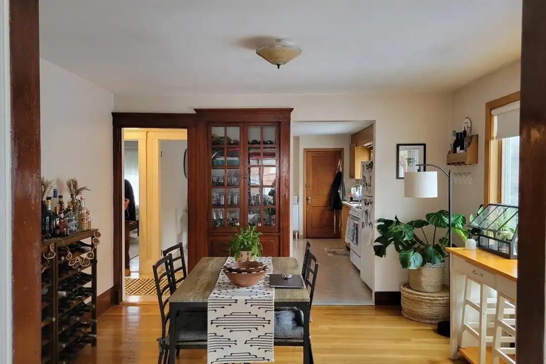 37 S Waverly St #2 – pohled 3