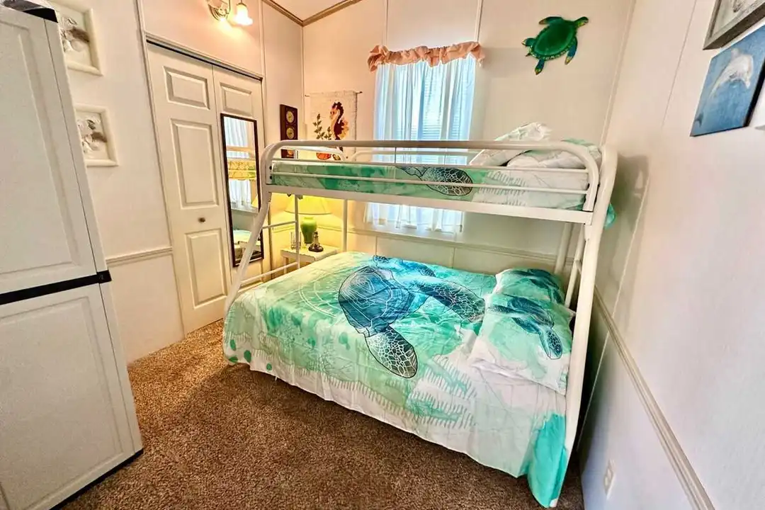 590 Nettles Blvd unit 1537486P - View 6