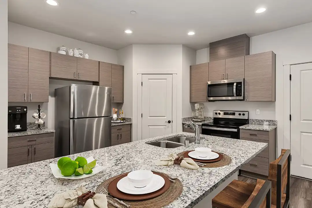 302 S Keller Ct unit 302-L33 - View 3