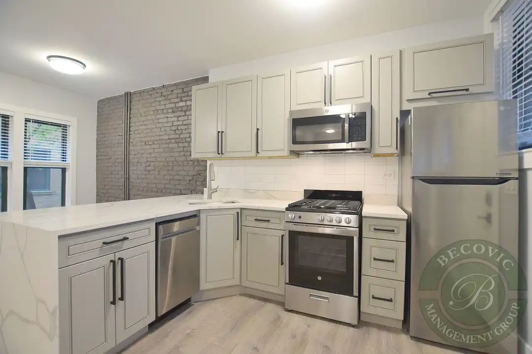 7736 N Eastlake Terrace unit 7742-1W - Radharc 6