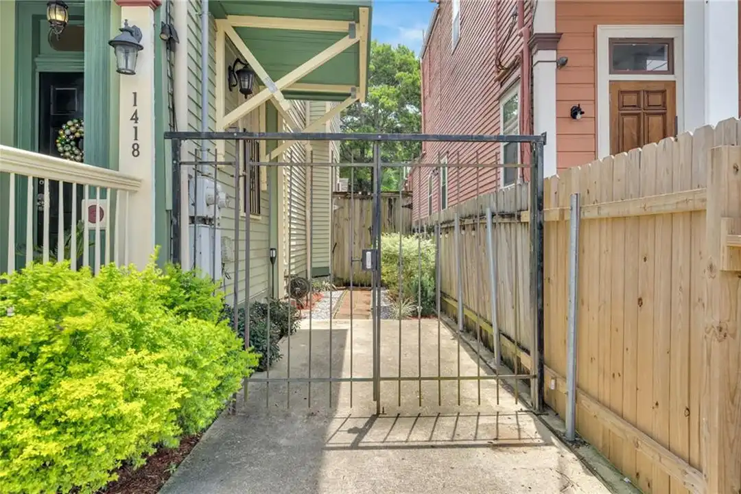 1418 Kerlerec St unit 4 - View 3